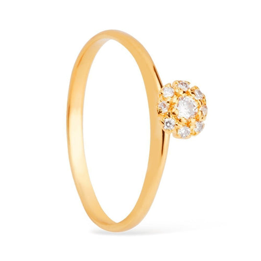 Anel Dourado com Pedras de Zircônia