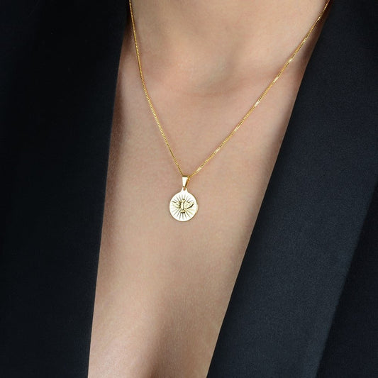 Colar Dourado Religioso Medalha Espírito Santo